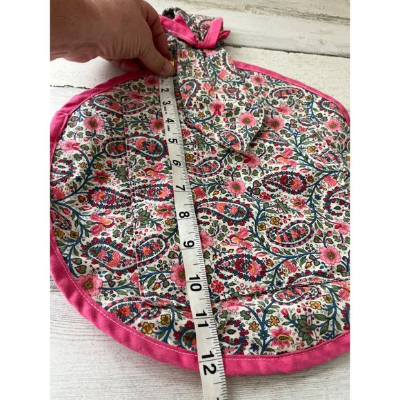 Pink floral thread and needles carrier - Picture 6 of 8